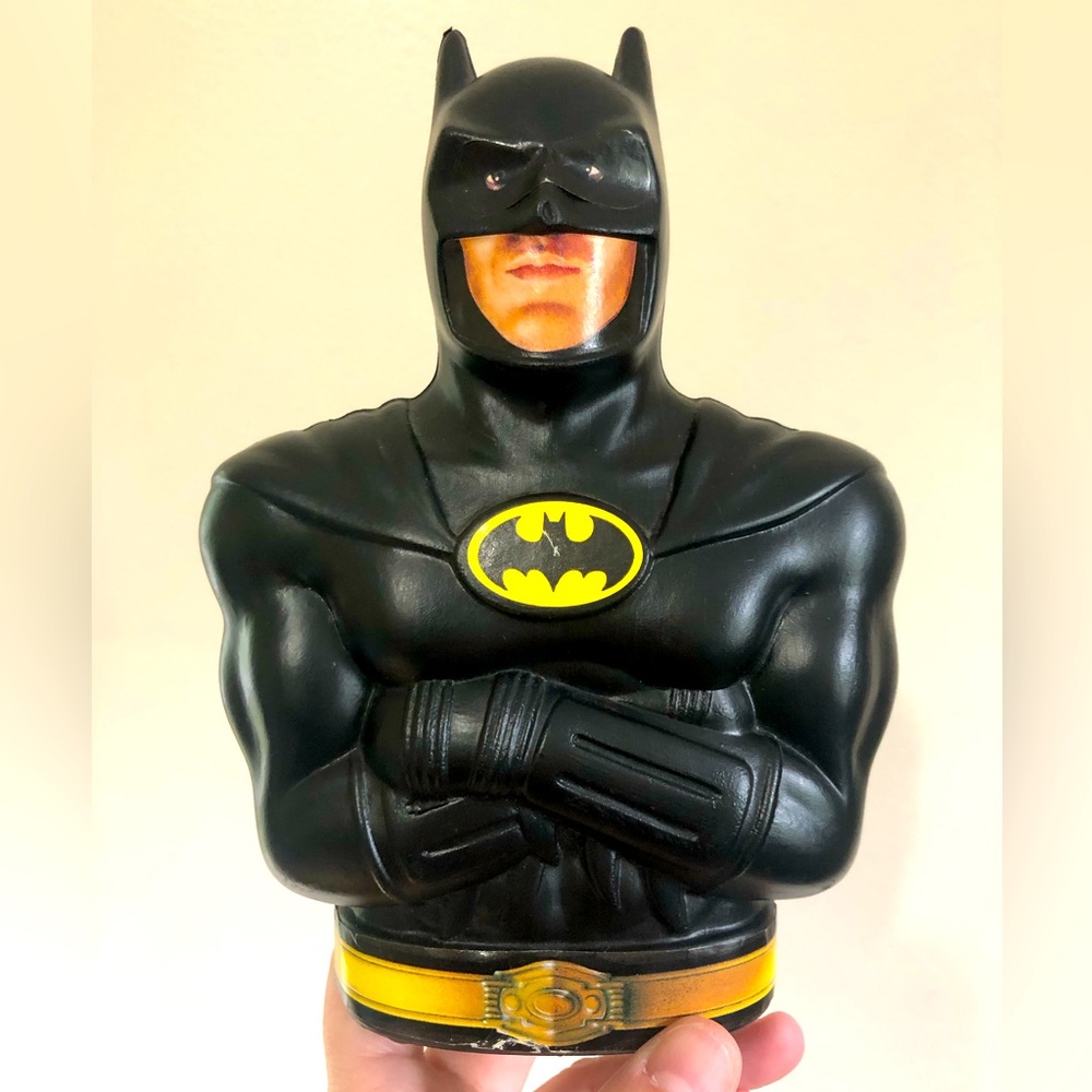 Vintage 1989 Michael Keaton BATMAN Plastic Bank